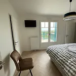 Villa 11 Cyrille Et *