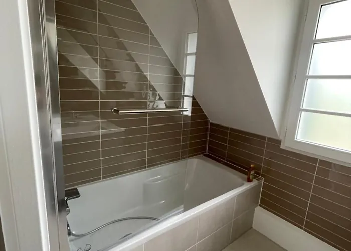 11 Cyrille Et ヴィラ