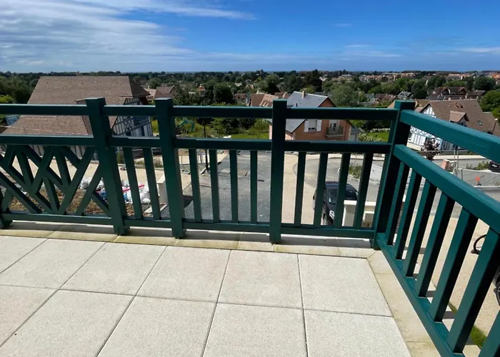 ヴィラ 11 Cyrille Et *